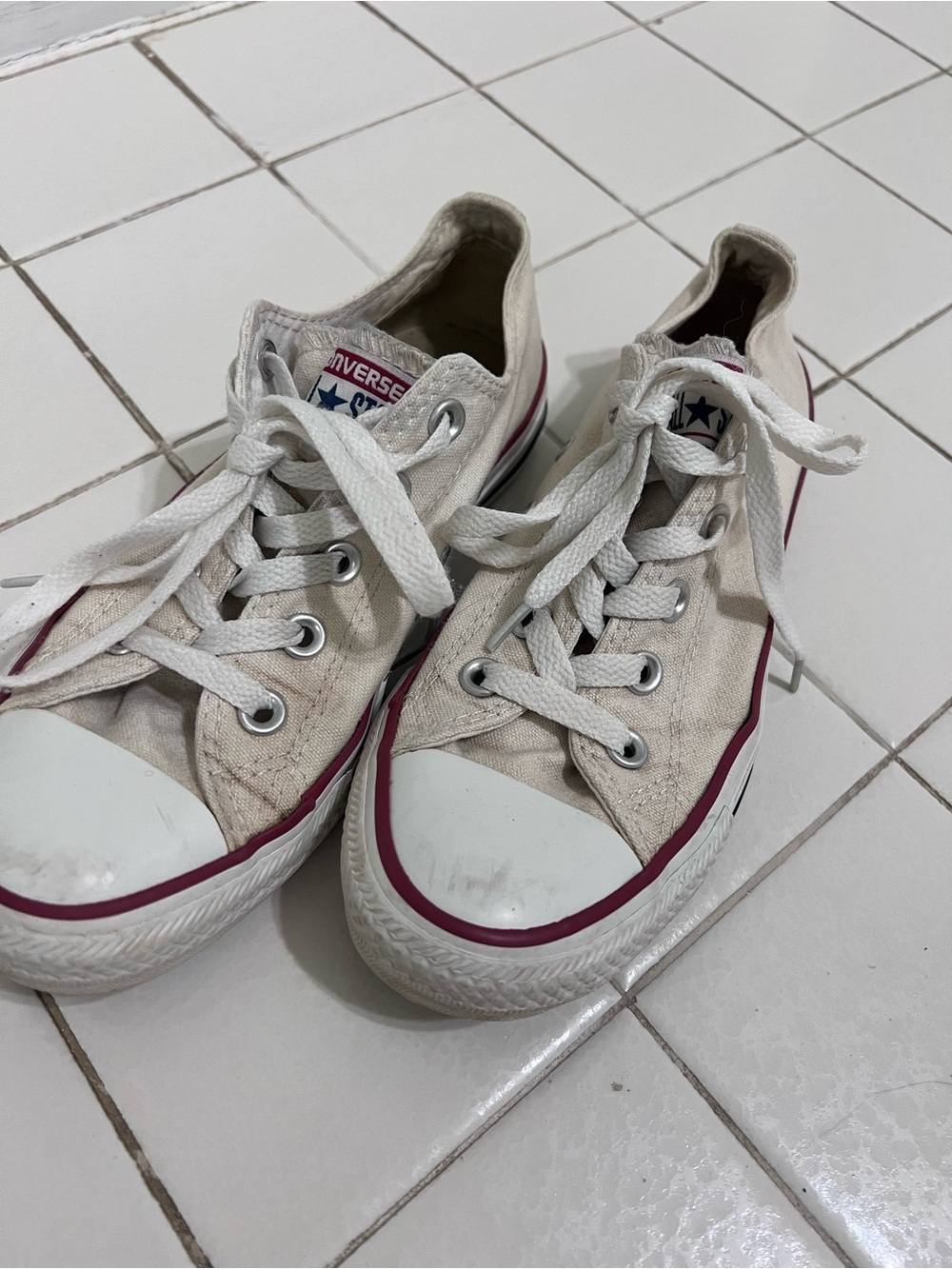Converse Low Top Canvas Sneakers in Off-White with Red Trim